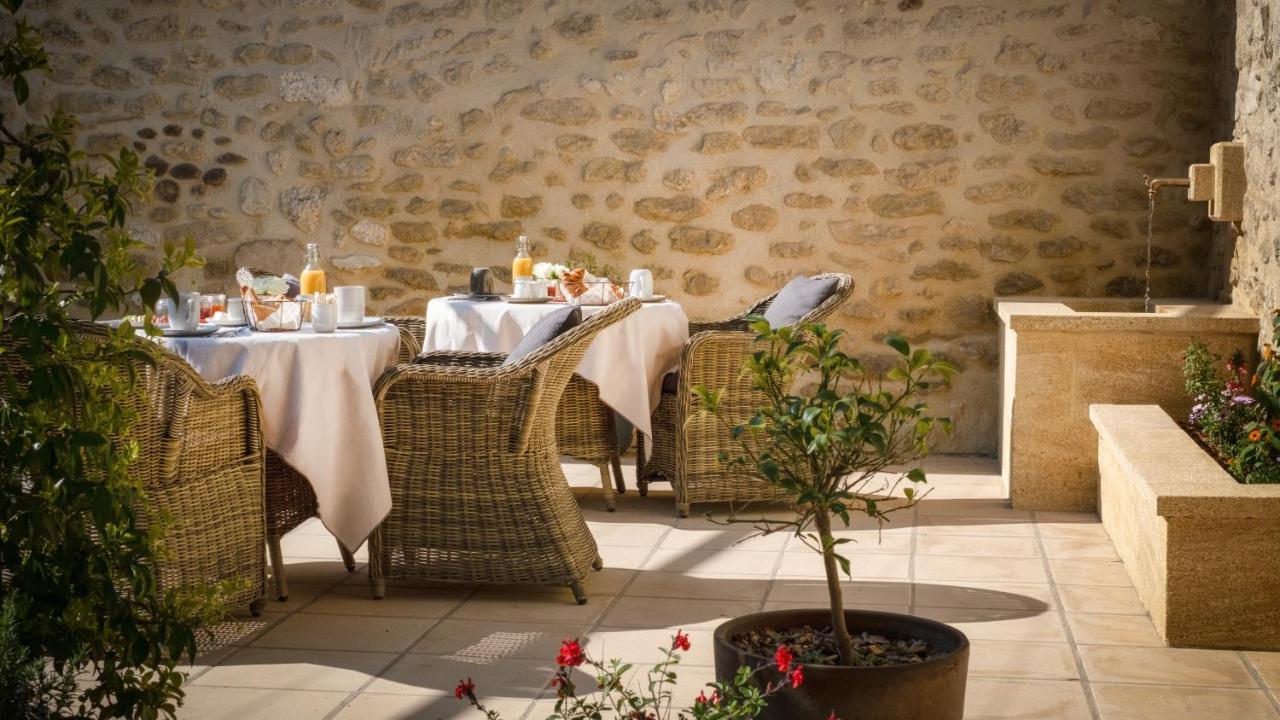L'Ostal - Bed & Breakfast - Chambres Et Suites De 25 A 40M2 - Spa Saint-Hilaire-dʼOzilhan المظهر الخارجي الصورة