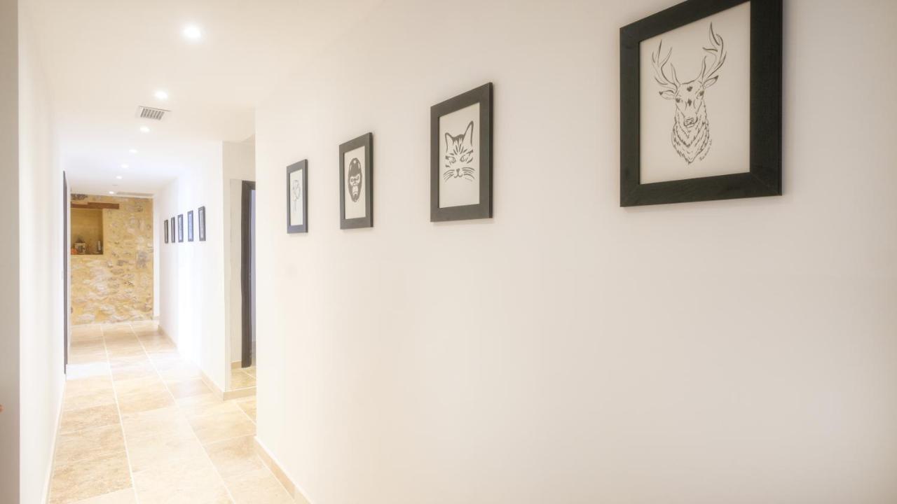 L'Ostal - Bed & Breakfast - Chambres Et Suites De 25 A 40M2 - Spa Saint-Hilaire-dʼOzilhan المظهر الخارجي الصورة