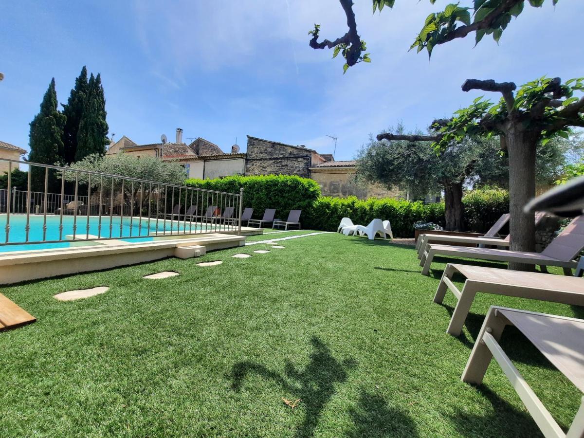 L'Ostal - Bed & Breakfast - Chambres Et Suites De 25 A 40M2 - Spa Saint-Hilaire-dʼOzilhan المظهر الخارجي الصورة